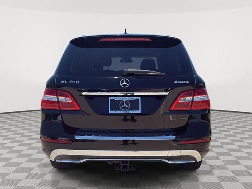 BLACK 2013 Mercedes-Benz M-Class 4MATIC