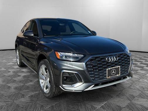 2022 Audi Q5 45 S line Prestige