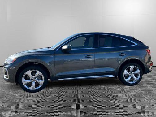 2022 Audi Q5 45 S line Prestige