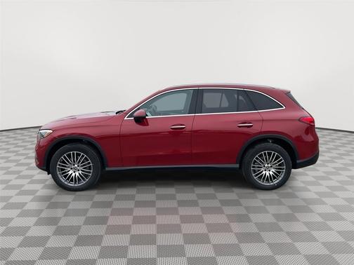 MANUFAKTUR Patagonia Red Metallic 2026 Mercedes-Benz GLC 300 4MATIC