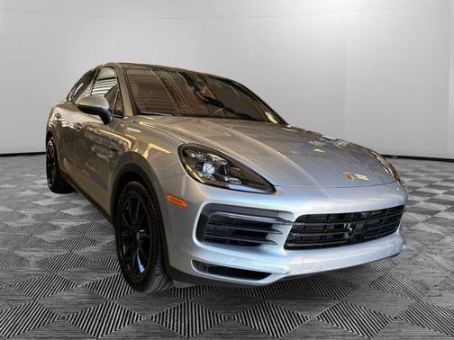 2022 Porsche Cayenne E-Hybrid S