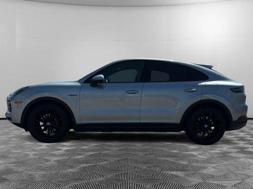 2022 Porsche Cayenne E-Hybrid S