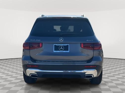 Mountain Grey Metallic 2026 Mercedes-Benz GLB 250 4MATIC