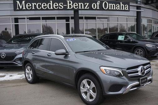 Photo 1 of 29 of 2018 Mercedes-Benz GLC 300 Base 4MATIC