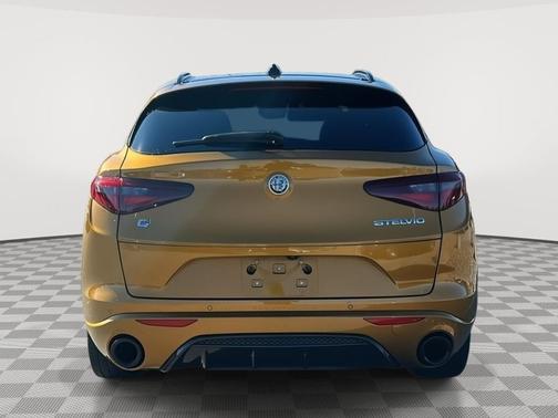 2023 Alfa Romeo Stelvio Veloce AWD