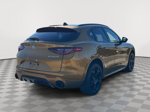 2023 Alfa Romeo Stelvio Veloce AWD