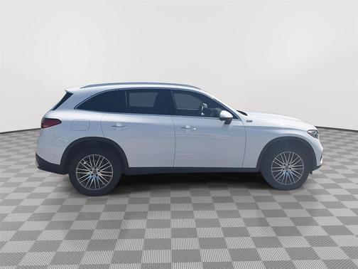 Polar White 2026 Mercedes-Benz GLC 300 4MATIC