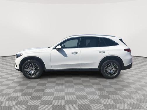 Polar White 2026 Mercedes-Benz GLC 300 4MATIC