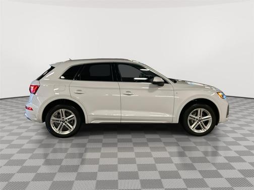 2024 Audi Q5 55 S line Premium Plus