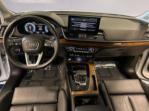 2024 Audi Q5 e 55 S line Premium Plus