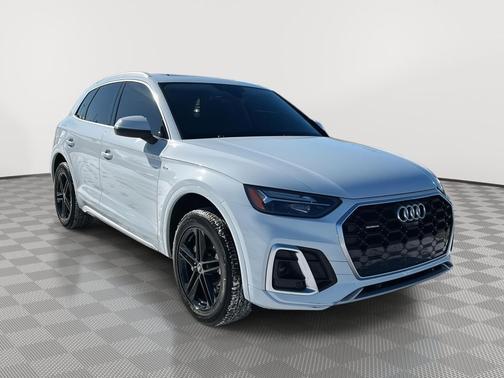2024 Audi Q5 55 S line Premium Plus