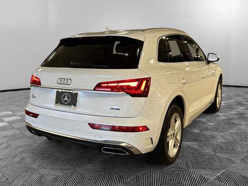 2024 Audi Q5 e 55 S line Premium Plus