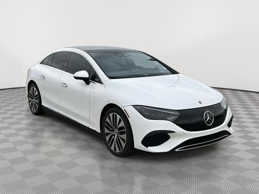 Polar White 2024 Mercedes-Benz EQE 350 4MATIC