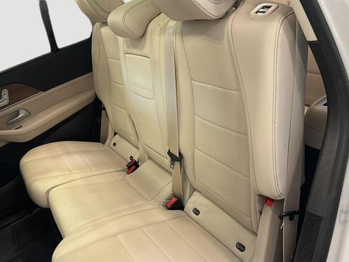 2023 Mercedes-Benz GLS 450 4MATIC