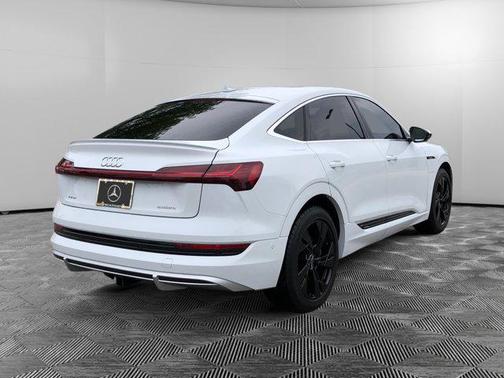2021 Audi e-tron Sportback Premium Plus