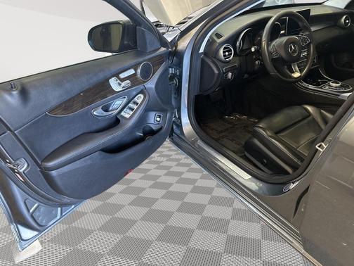 Selenite Grey Metallic 2017 Mercedes-Benz C-Class C 300 4MATIC