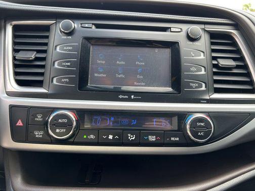 2014 Toyota Highlander LE Plus