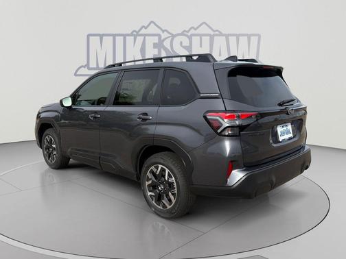 Magnetite Gray Metallic 2026 Subaru Forester Premium