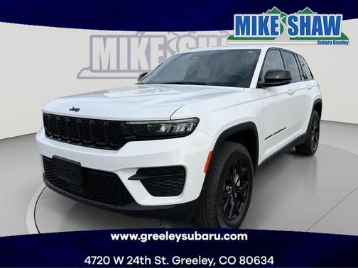Bright White Clearcoat 2024 Jeep Grand Cherokee Altitude