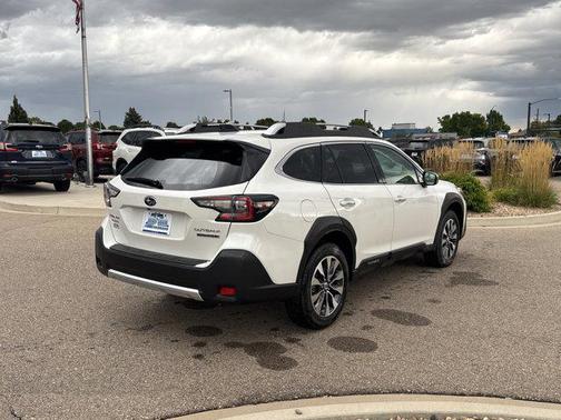 2025 Subaru Outback Touring XT