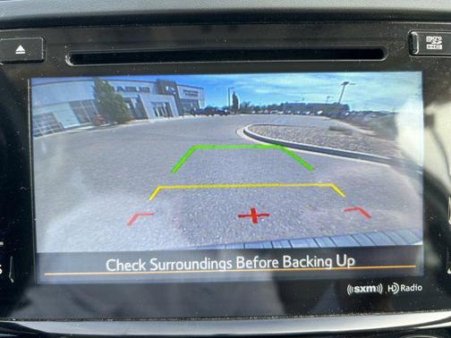 Crystal White Pearl 2017 Subaru Forester 2.5i Limited