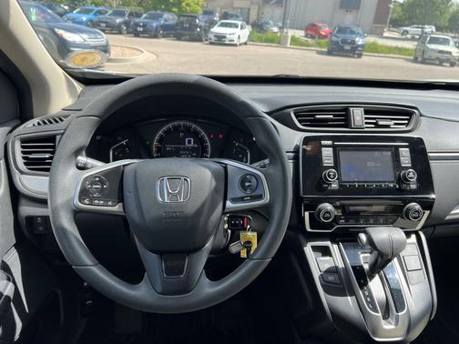 White Diamond Pearl 2018 Honda CR-V LX