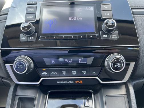White Diamond Pearl 2018 Honda CR-V LX
