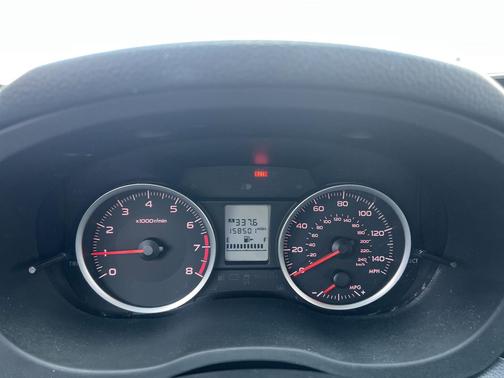 Ice Silver Metallic 2014 Subaru XV Crosstrek 2.0i Premium