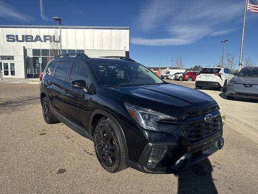 Crystal Black Silica 2023 Subaru Ascent Onyx Edition 7-Passenger