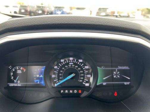 White Platinum Clearcoat Metallic 2017 Ford Edge Titanium