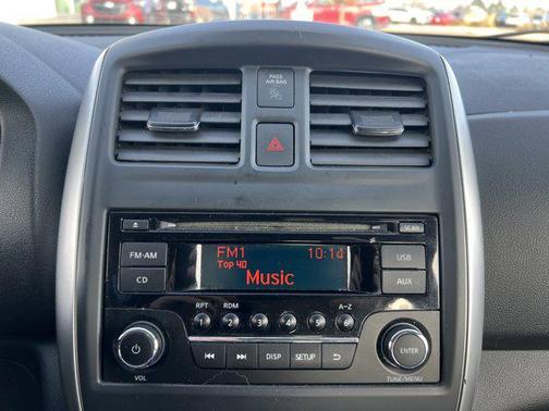 2017 Nissan Versa 1.6 SV