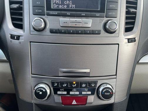 2012 Subaru Outback 2.5i Premium