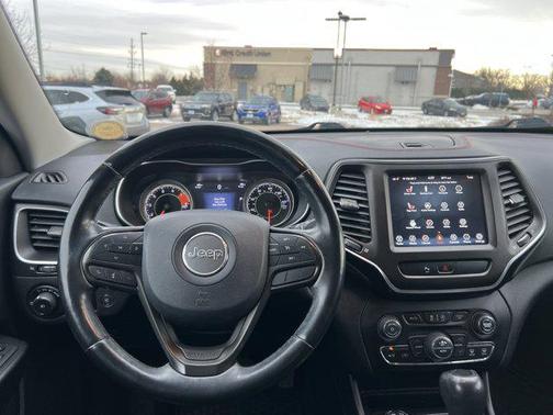 2020 Jeep Cherokee Trailhawk
