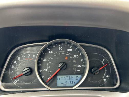 Super White 2015 Toyota RAV4 XLE