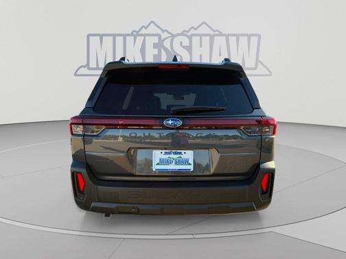 Magnetite Gray Metallic 2026 Subaru Outback Premium
