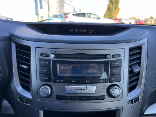 2014 Subaru Outback 2.5i
