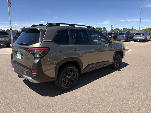 Autumn Green Metallic 2026 Subaru Forester Wilderness