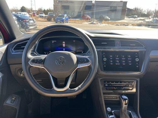 2024 Volkswagen Tiguan 2.0T SE 4MOTION