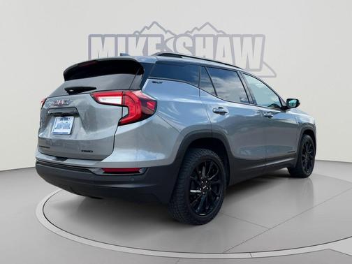 Sterling Metallic 2023 GMC Terrain SLT