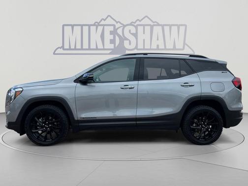 Sterling Metallic 2023 GMC Terrain SLT