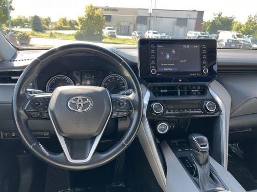 2022 Toyota Venza LE