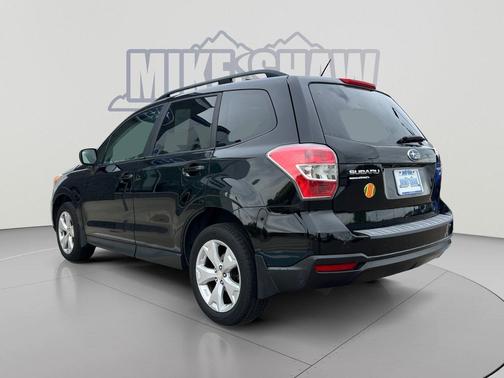 Crystal Black Silica 2014 Subaru Forester 2.5i Premium