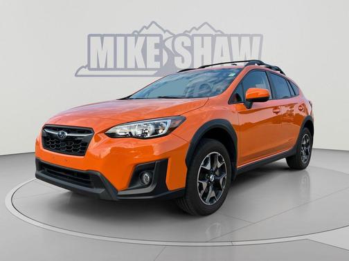 Sunshine Orange 2018 Subaru Crosstrek 2.0i Premium