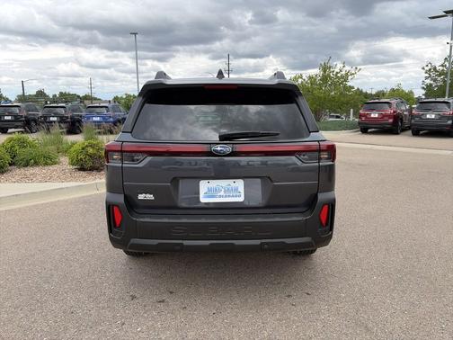 Magnetite Gray Metallic 2026 Subaru Outback Touring XT