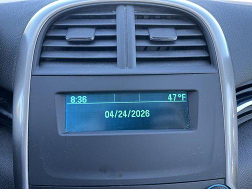 Summit White 2015 Chevrolet Malibu 1LS