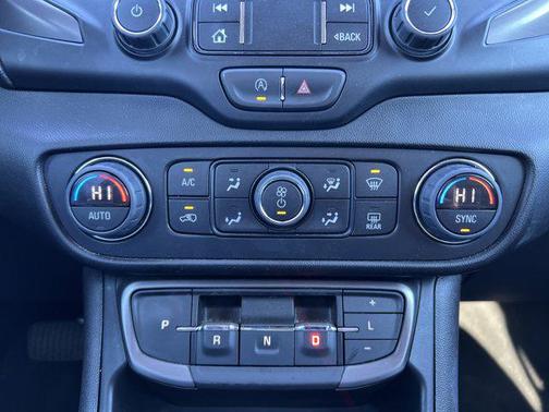 2023 GMC Terrain AWD AT4