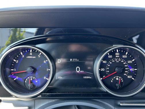 2023 Kia Carnival EX