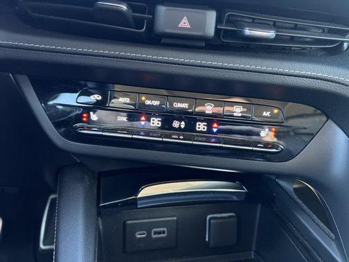 2023 Buick Envision Essence AWD