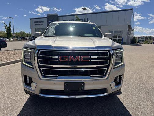 2022 GMC Yukon SLT