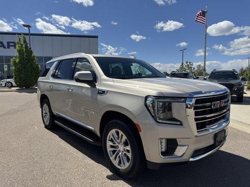 2022 GMC Yukon SLT